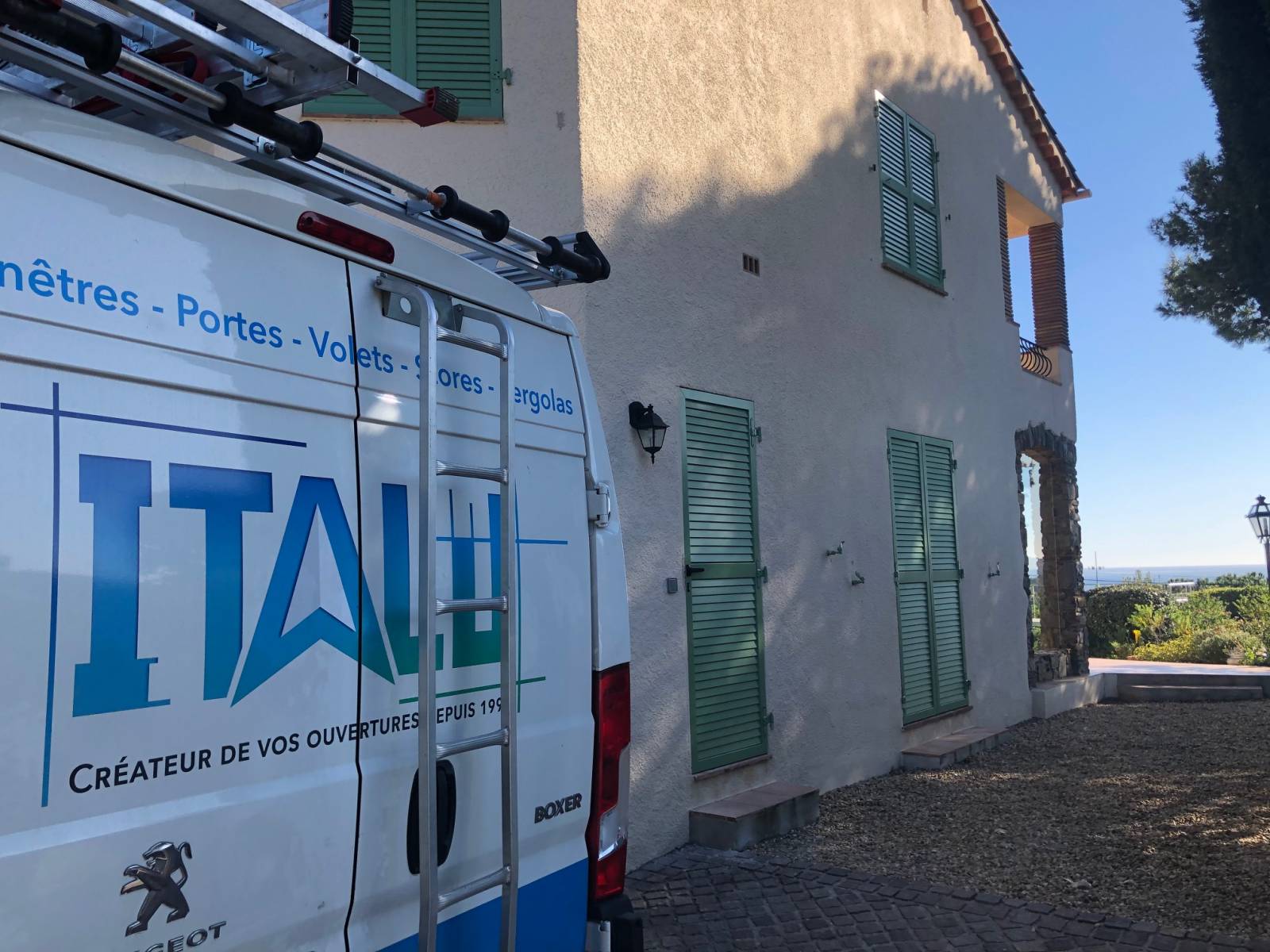 volets battants installés 