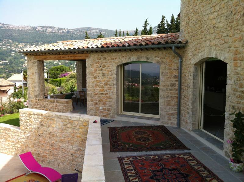 Fenêtres aluminium à Mandelieu-la-Napoule – Design, Performance & Longévité