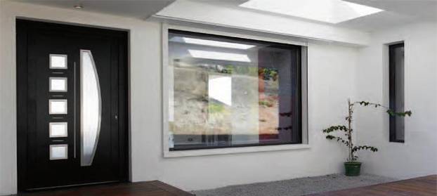 Installation de portes d'entrée sur mesure à Mougins 06250