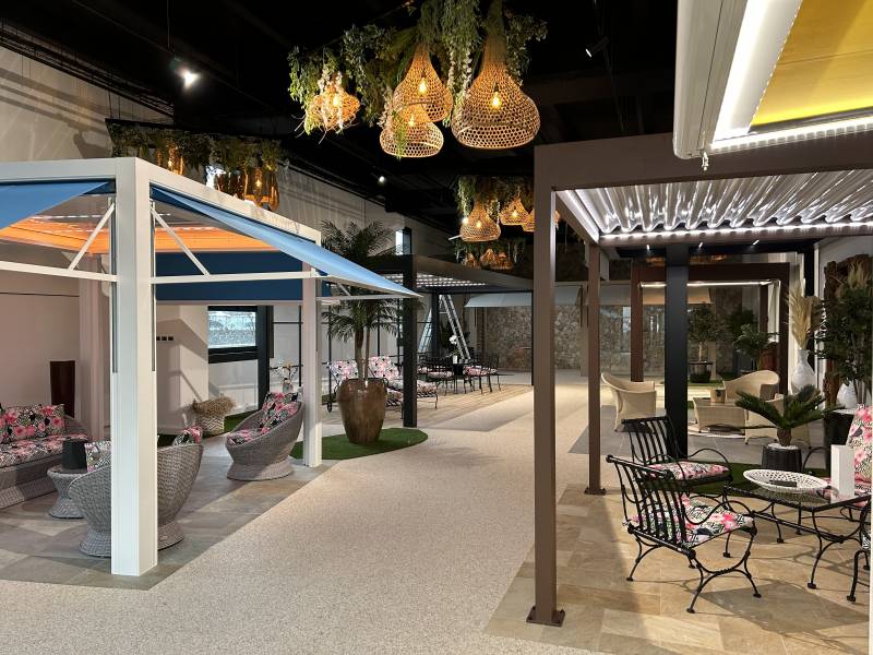 le plus grand show room de Pergolas dans Les Alpes Maritimes 06
