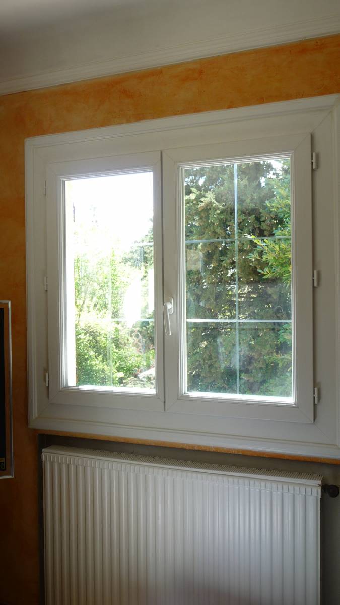 installation de fenêtres PVC sur mesure