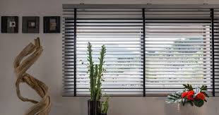 Installation de stores intérieurs sur mesure a Saint Raphael