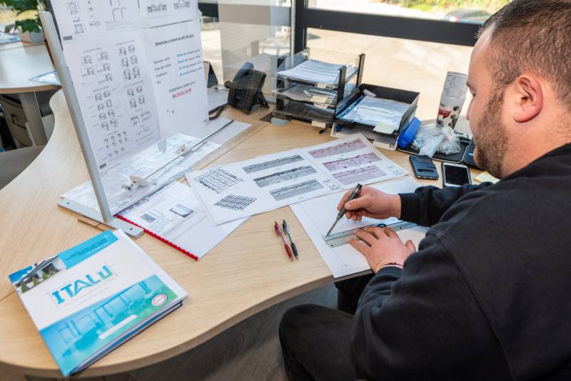 Installation de fenêtres sur mesure MOUANS SARTOUX CIIM ITALU