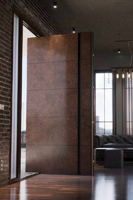 Installation de porte pivotante personnalisée à Cannes dans les alpes maritimes